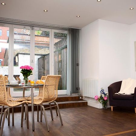Apt 1, Trafalgar Square 1St Floor By Indigo Flats London Luaran gambar